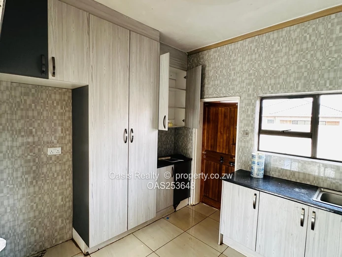 House For Sale:Space, Comfort & Versatility — All In One Property