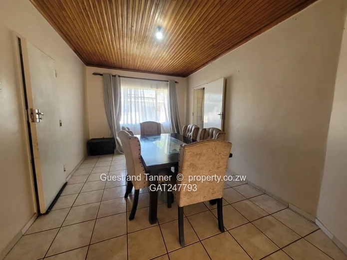New Marlborough Neat and Spacious Family Home - 4 Bedrooms to Rent