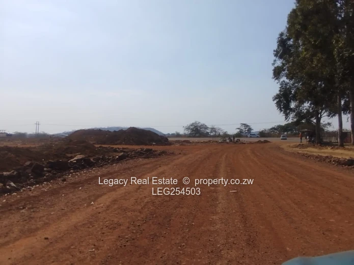 Prime 300 to 600m² Somerby Estate Stands For Sale — with Water & Sewer