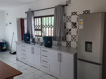 3 bed family home in Selbourne Park