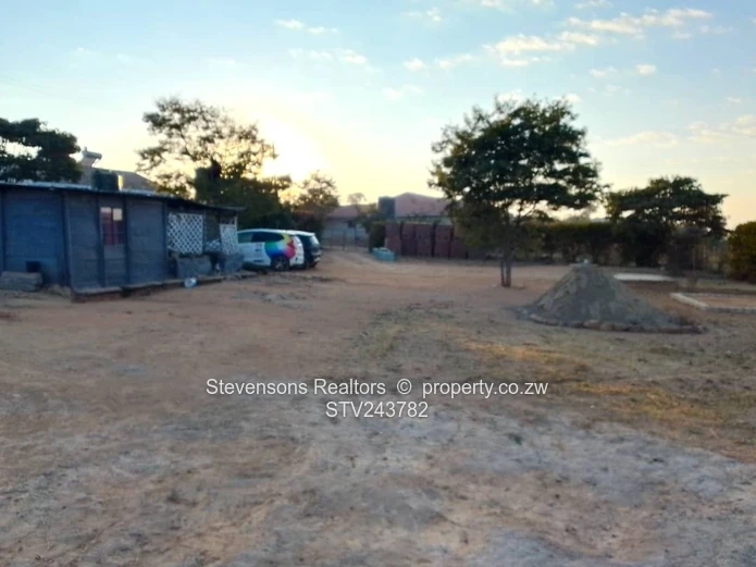 Crowhill 1600 Sq/M Land With Improvements. 