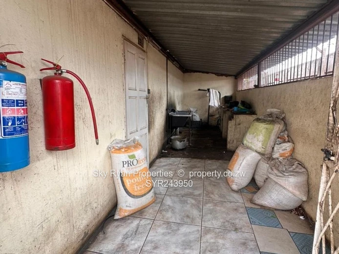 Bluffhill Industrial Property For Sale 