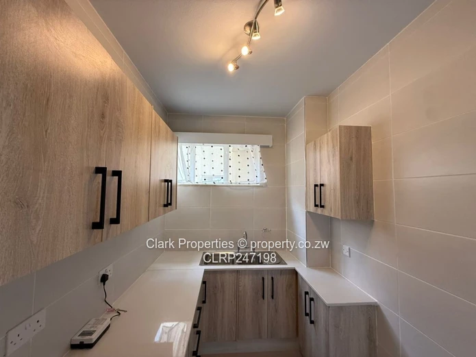 Newly Renovated Flat In Upper Avenues