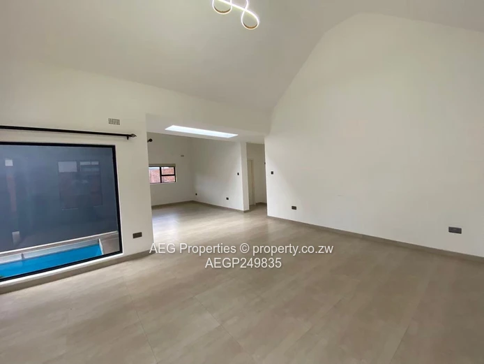 4  Bed Townhouse To Rent 