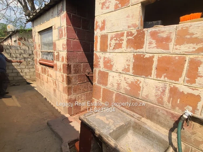 2-Bedroom Home for Sale in Zengeza 1