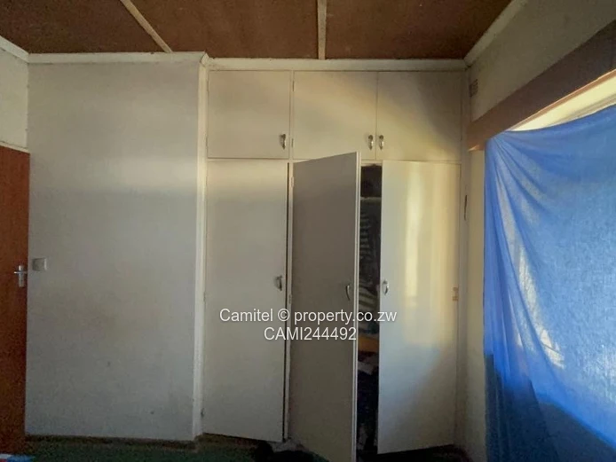 Spacious 4-Bed Home with Garden, Flatlet & Garage — Morningside