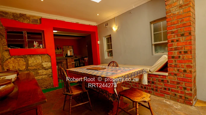 House for Sale in Monavale (Sole Mandate)