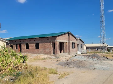 Diwcounted!!! 90% completed 8 roomed house with Facebrick