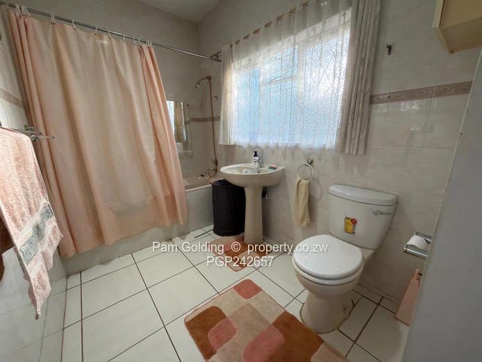 Suburbs townhouse for sale