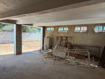 7 Bedroom House