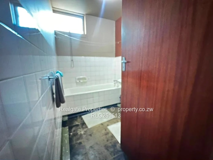 Flat For Sale  Ascot Kenilworth Towers, Bulawayo