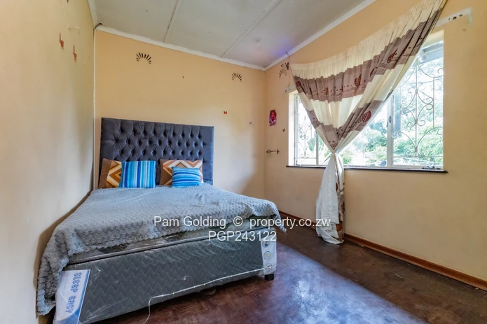 Avonlea Gem Awaits! Spacious 4-Bedroom Home (Sole Mandate)