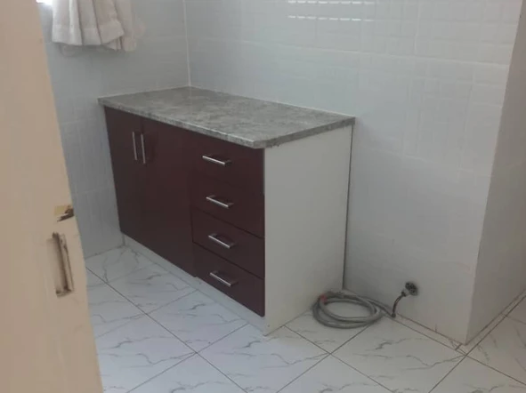 2 Bedroom Flat & Apartment