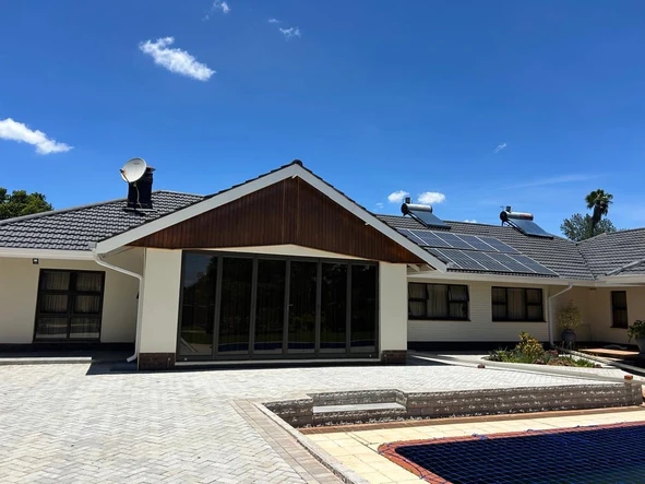6 Bedroom House