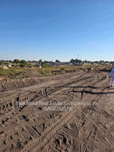  AFFORDABLE RESIDENTIAL STANDS FOR SALE – TAFARA 300sqm $10,500