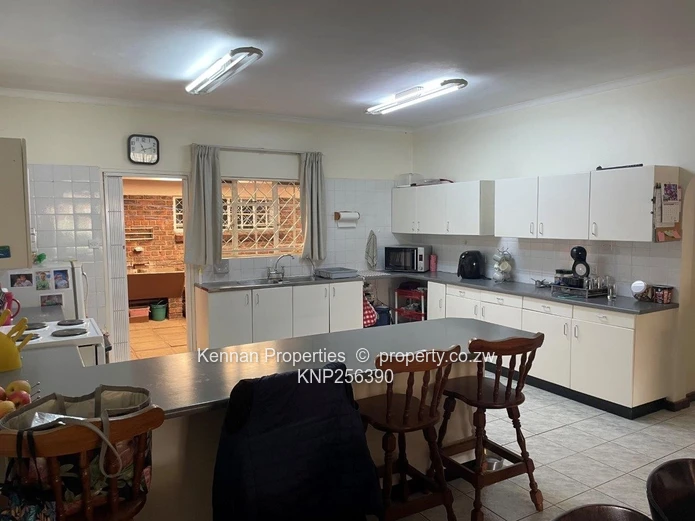 Simplex Cluster House Unit in Avondale