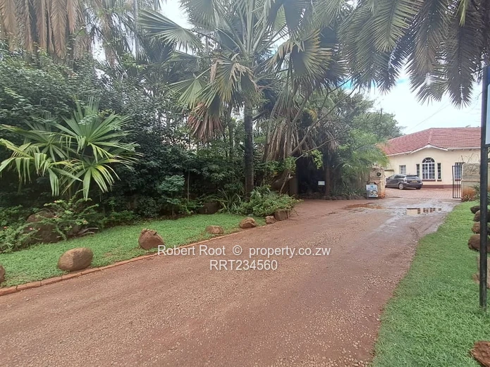 Prime office space in Rowland Square!