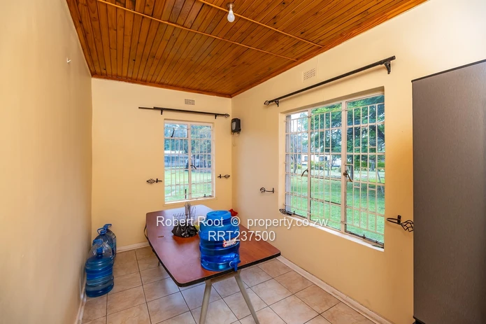 4 Bedroom House for Sale in Greendale