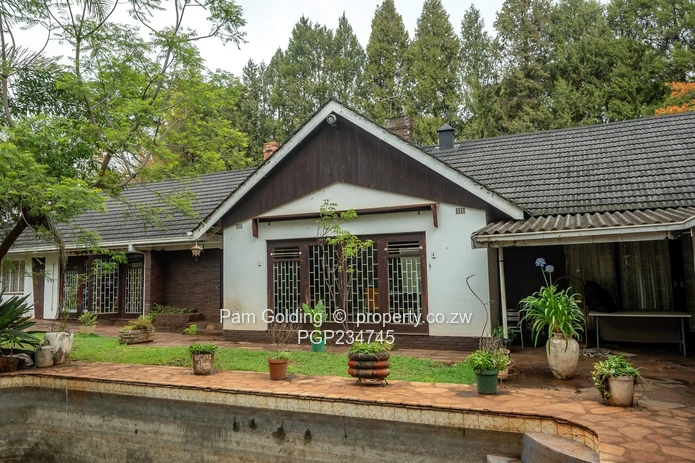 Solid Home -Zoned For Mixed Use!!!!! (Sole Mandate)