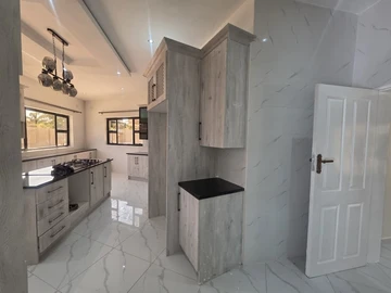 4 Bedroom House