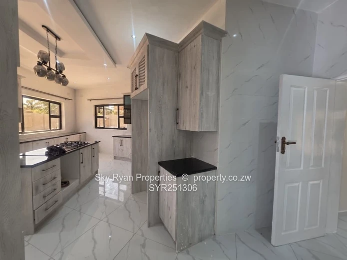 Highlands House To Let