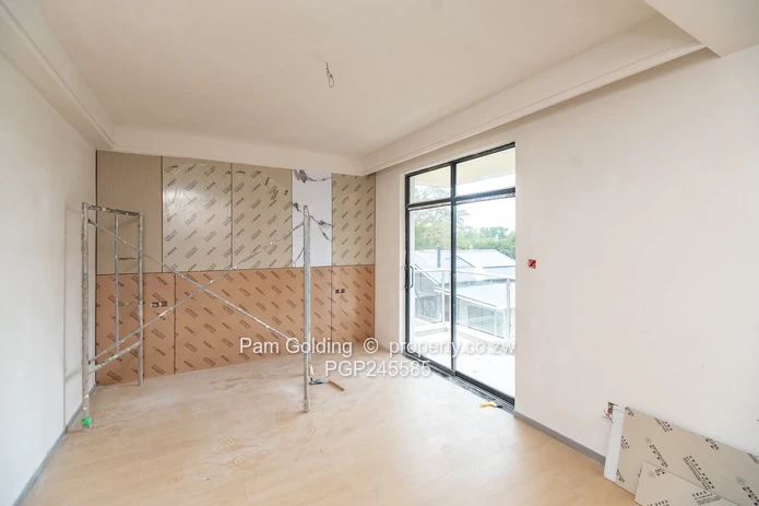 PRICE REDUCED — Upmarket Townhouses for Sale in Highlands