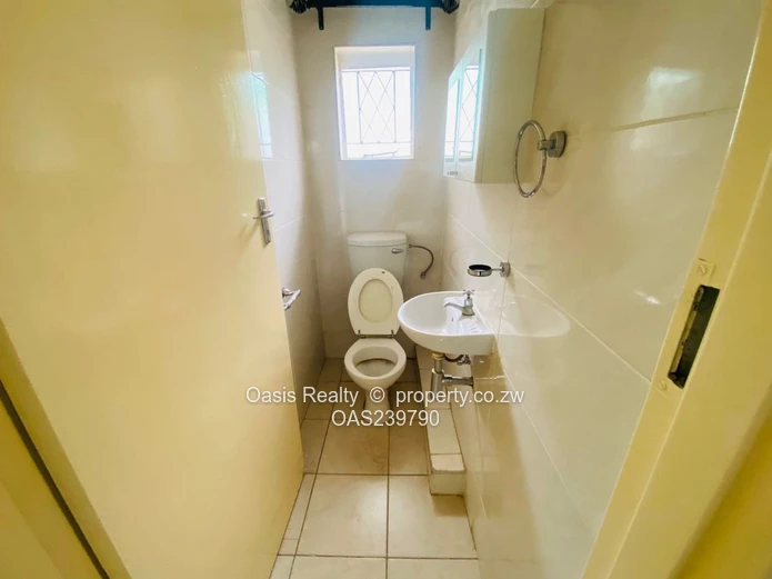 A rare opportunity to secure a neat, well-serviced garden apartment in Avondale.