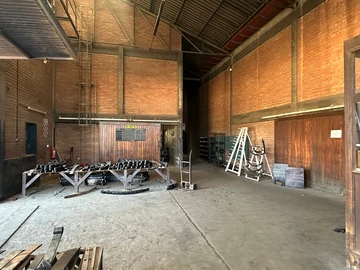 Warehouse & Factory