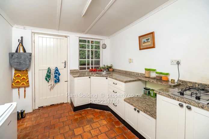 Redevelop This High-Visibility Property (Sole Mandate)