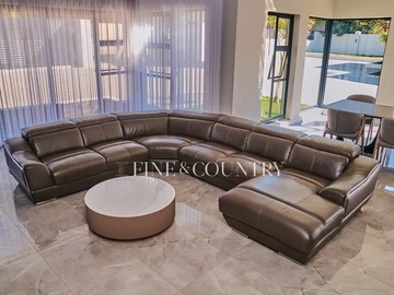 3 Bedroom Townhouse Complex