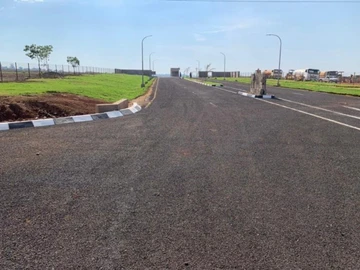 Stands & Residential Land