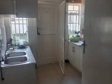 2 Bedroom Garden Flat