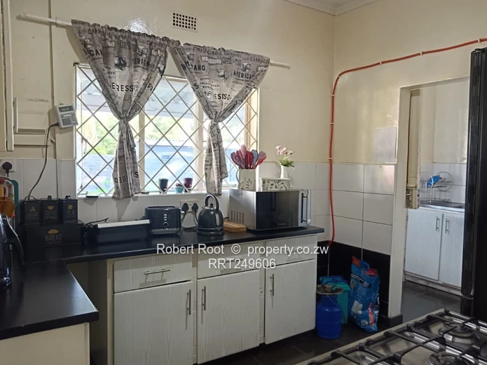 3 Bedroom House For Sale in Marlborough