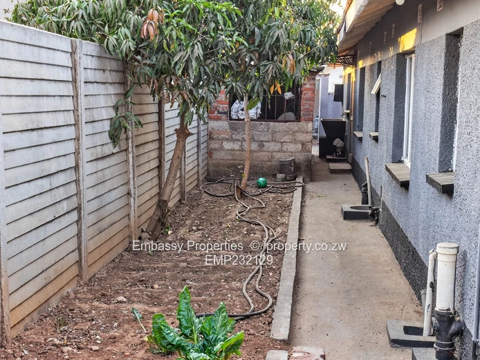 Tynwald North Neat For Bedroomed House