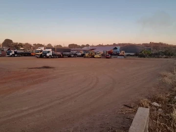 Commercial & Industrial Land