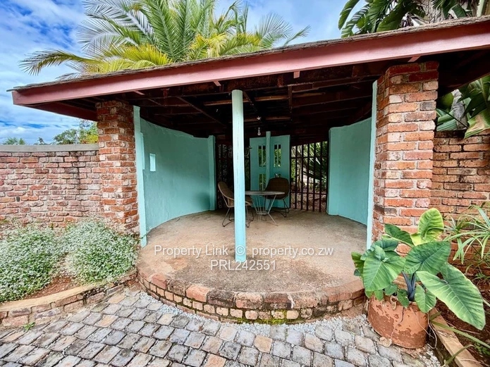 Rolf Valley - Super Convenient Location