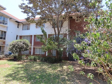 2 Bedroom Flat & Apartment