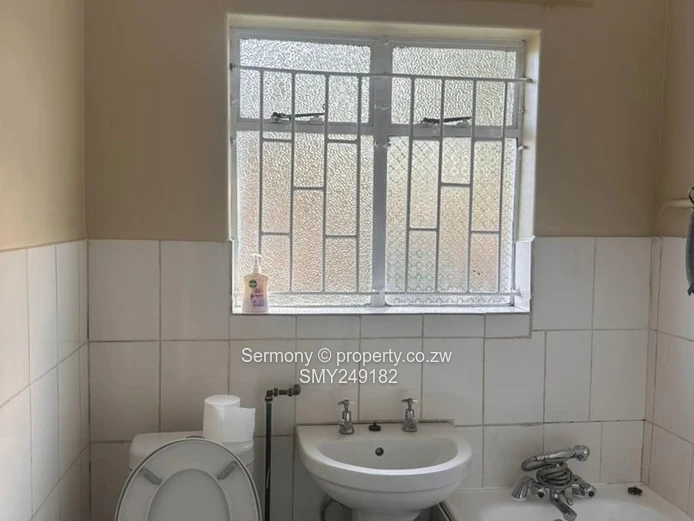 Bachelor flat for rent 
