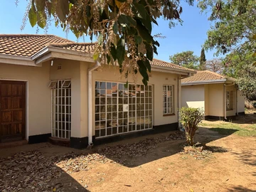 7 Bedroom House