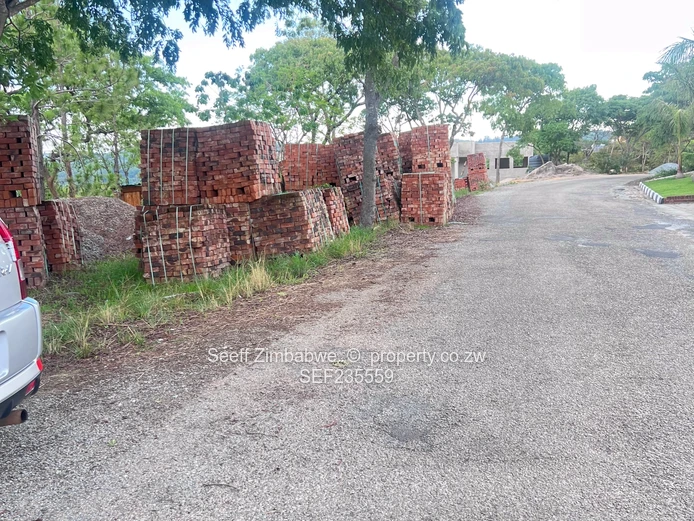 Prime land in Folyjon Crescent. Perfect location (Sole Mandate)