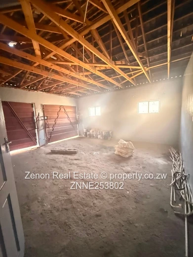 Ruwa Chipukutu Park. 5 Bedroomed House. $140K , 806sqm.deeds