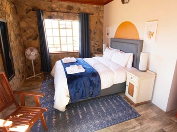Hotel & Lodge