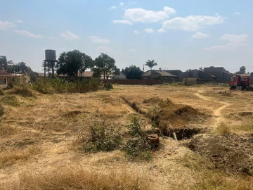 Stands & Residential Land