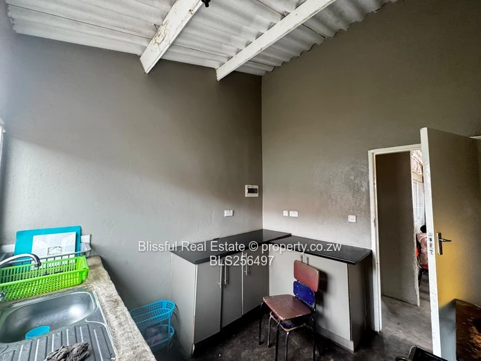2 bedroom house for sale in budiriro cabs 