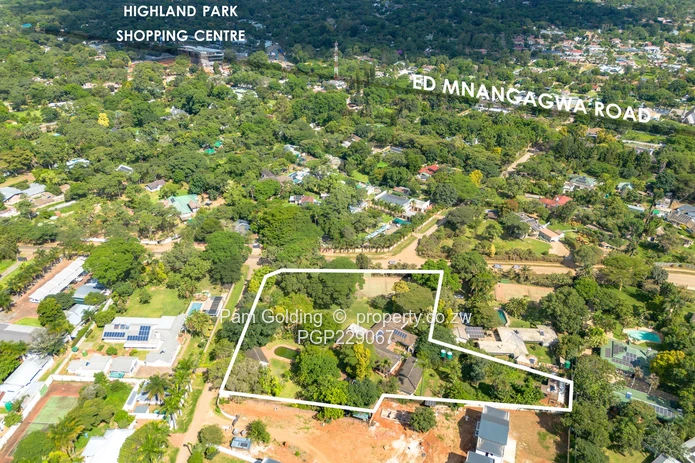 Two Acres on Kew Drive