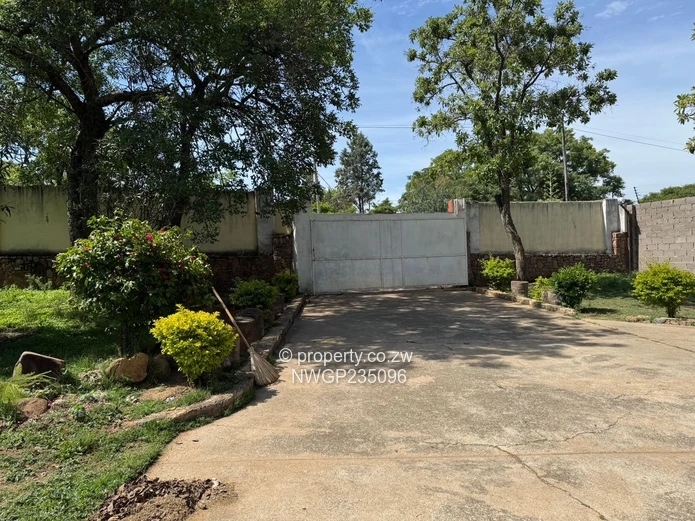 Don’t miss this rare Burnside opportunity!