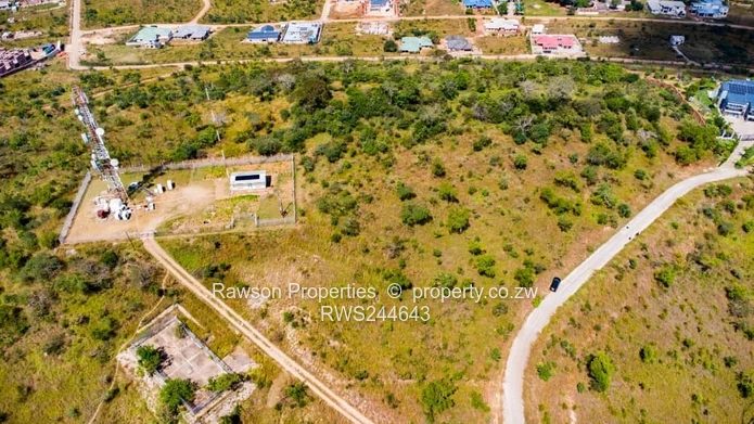 Clipsham 16,000 m² Hilltop Commercial/Residential Site