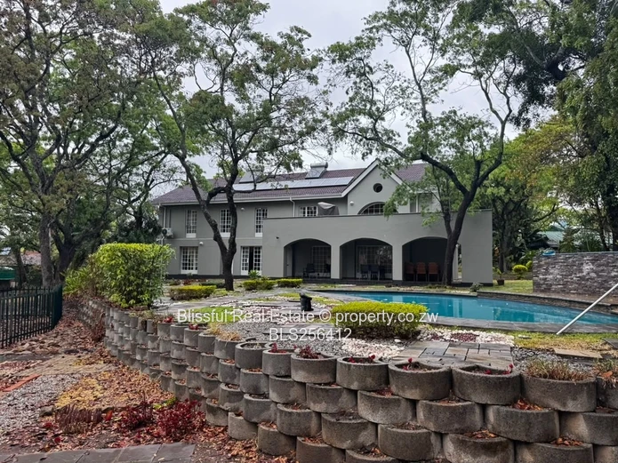 4 bedroom house for sale in Chisipite, Harare