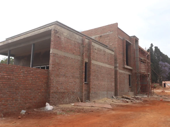 3 Bedroom Flat & Apartment