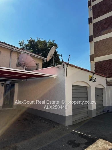 Prime Upper Avenues Towhouse On Sale! (Sole Mandate)